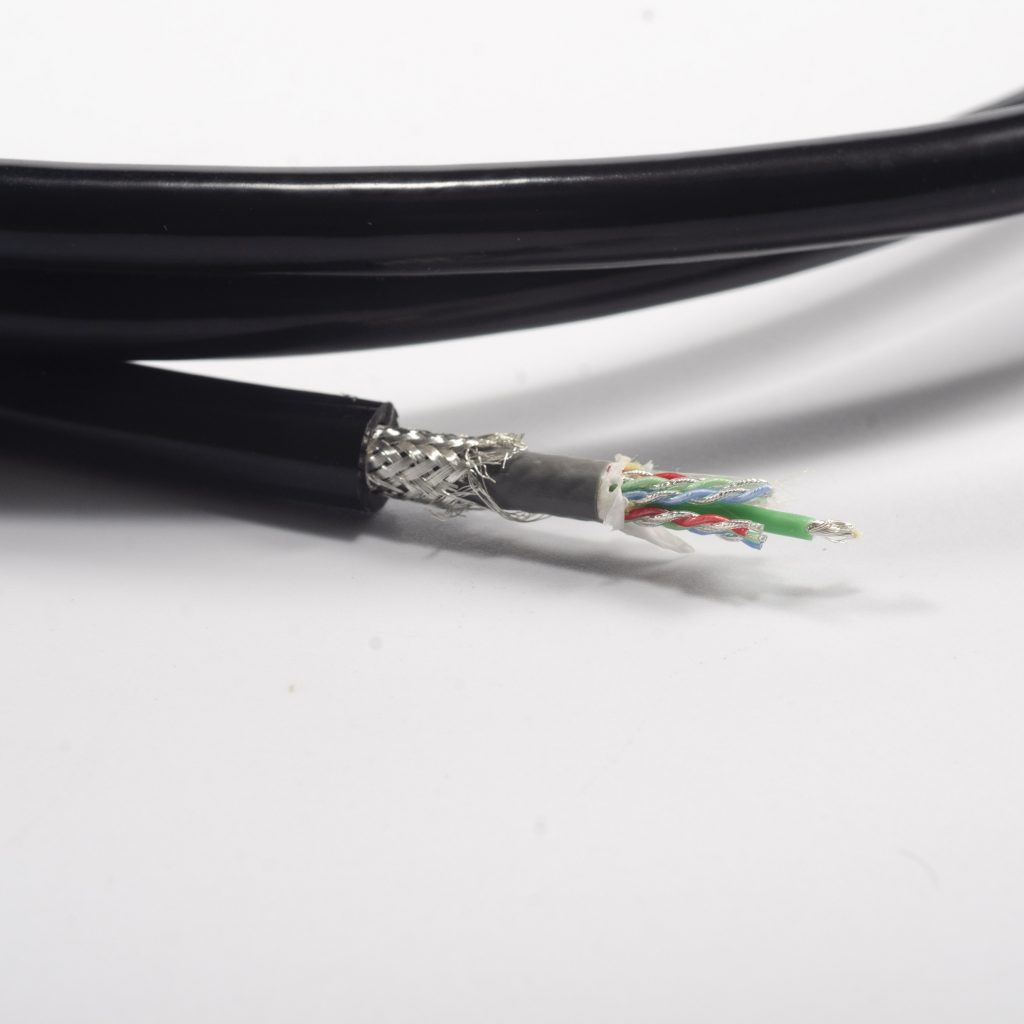 Composite 19-core silicone coated wire with 1 wire 22AWG and 9 UTP 32AWG