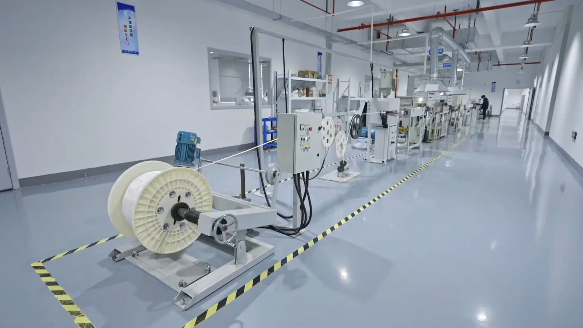 Teflon PTFE FEP jacket extrusion line factory workshop